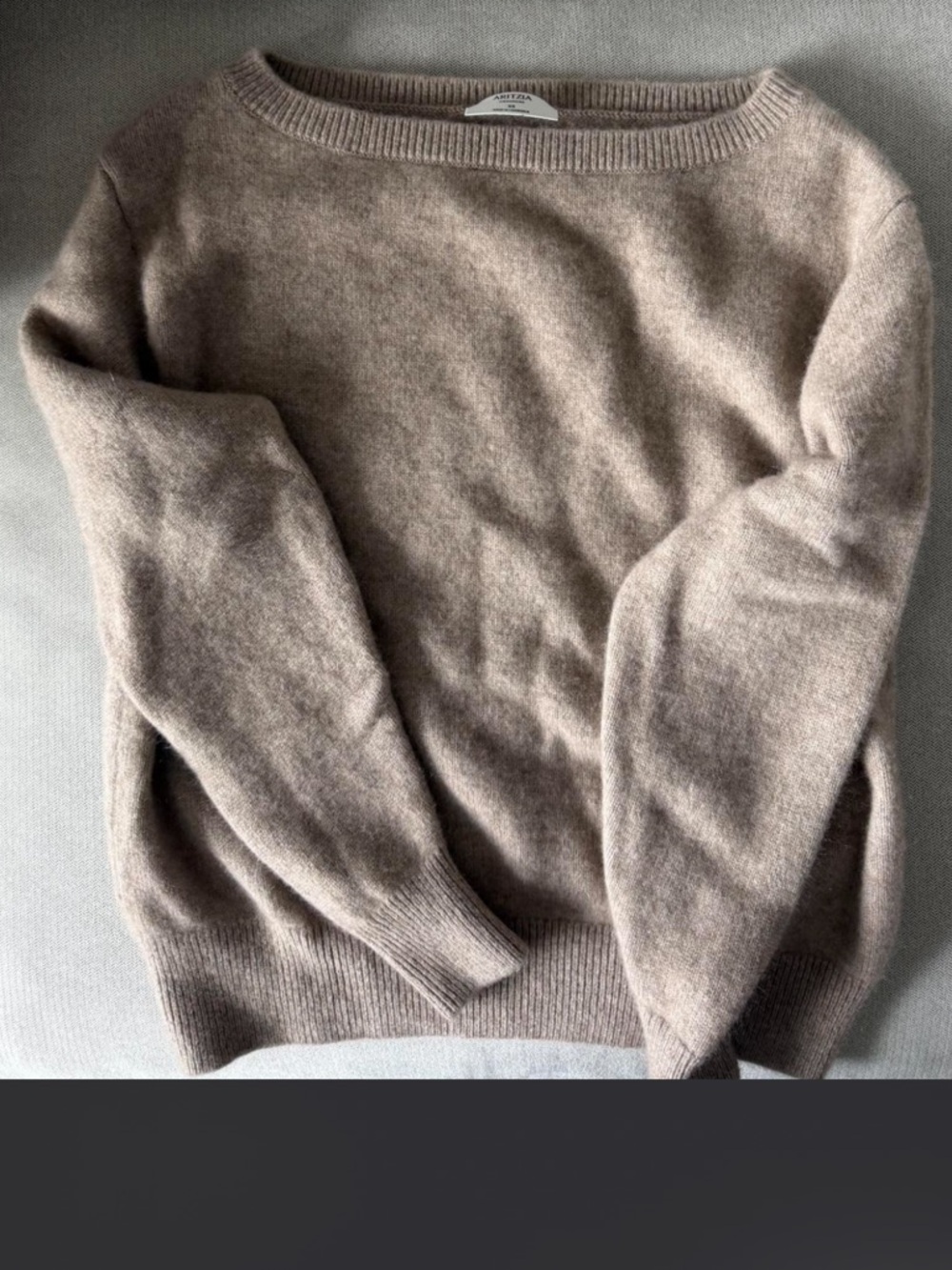 Aritzia essential cashmere nuance sweater